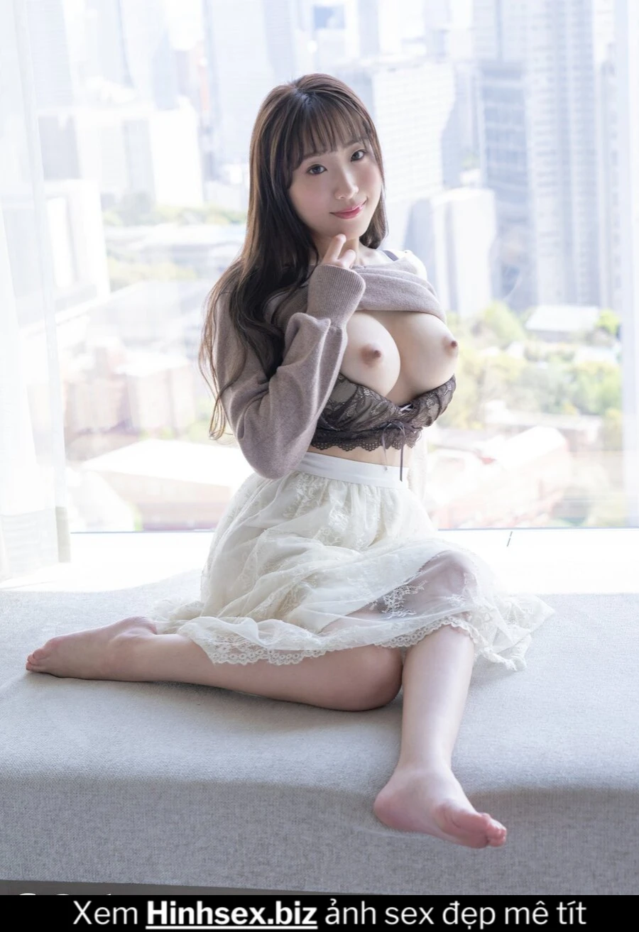 Idol Jav 98 Kasumi Sena khoe cặp vú nét căng trong căn hộ vip hình 7